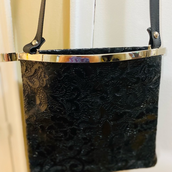 BRAVE LEATHER Shoulder bag - Picture 4 of 8